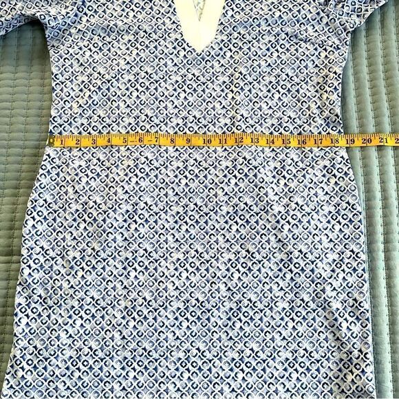 Tommy Bahama Aubrey Tile Isle IslandZone Shift Dress Blue and White Size Medium - Picture 13 of 14